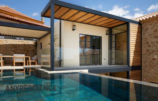 9 room villa in Peloponnese