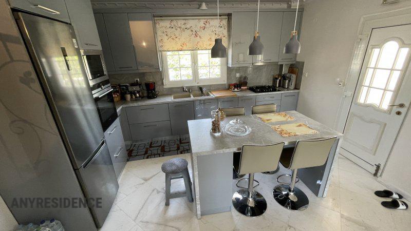 Townhome in Epanomi, photo #2, listing #2103628