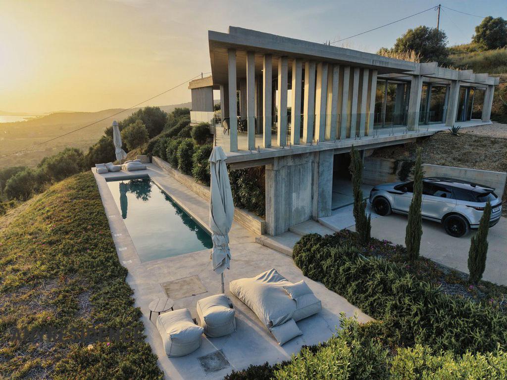 Villa in Peloponnese, photo #4, listing #2534349