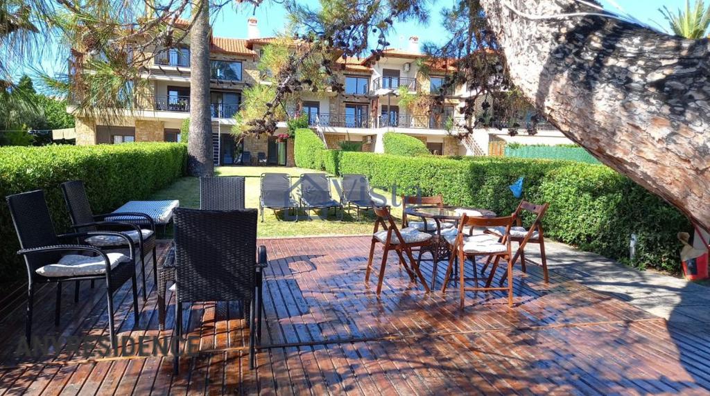 4 room terraced house in Kassandreia, photo #2, listing #2510609