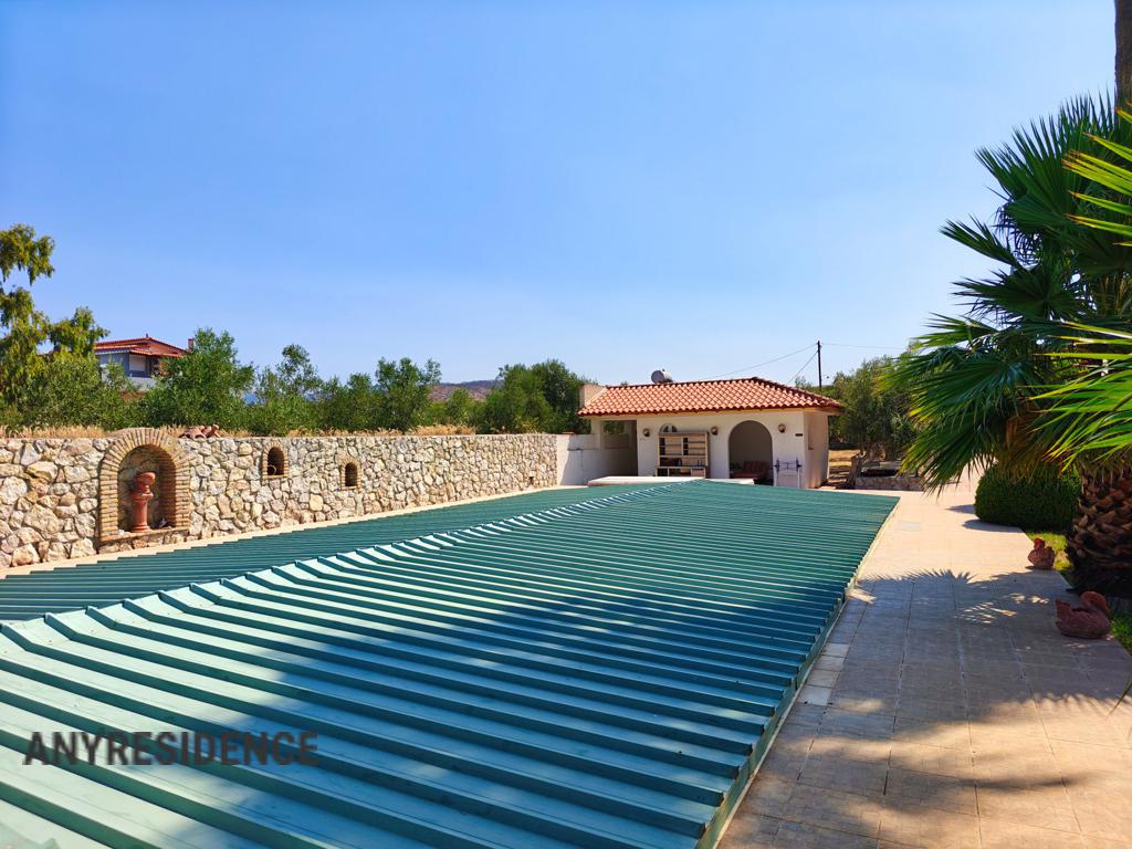 Villa in Loutraki, photo #7, listing #2472025