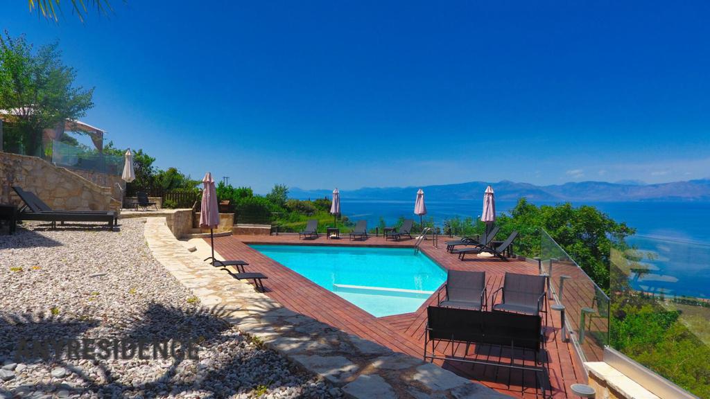 Villa in Peloponnese, photo #4, listing #2440201