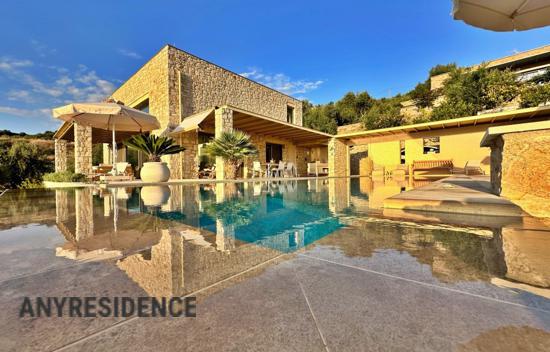 Villa in Peloponnese