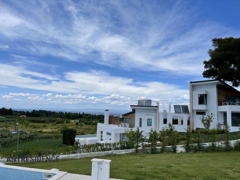 Villa in Attica, photo #1, listing #2108220