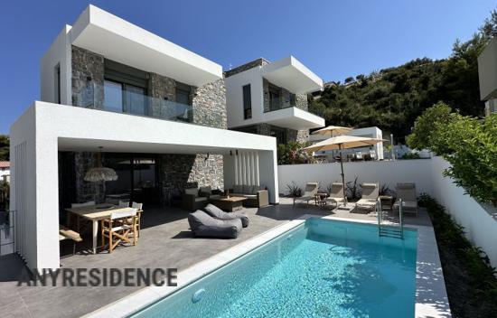 Villa in Pefkochori