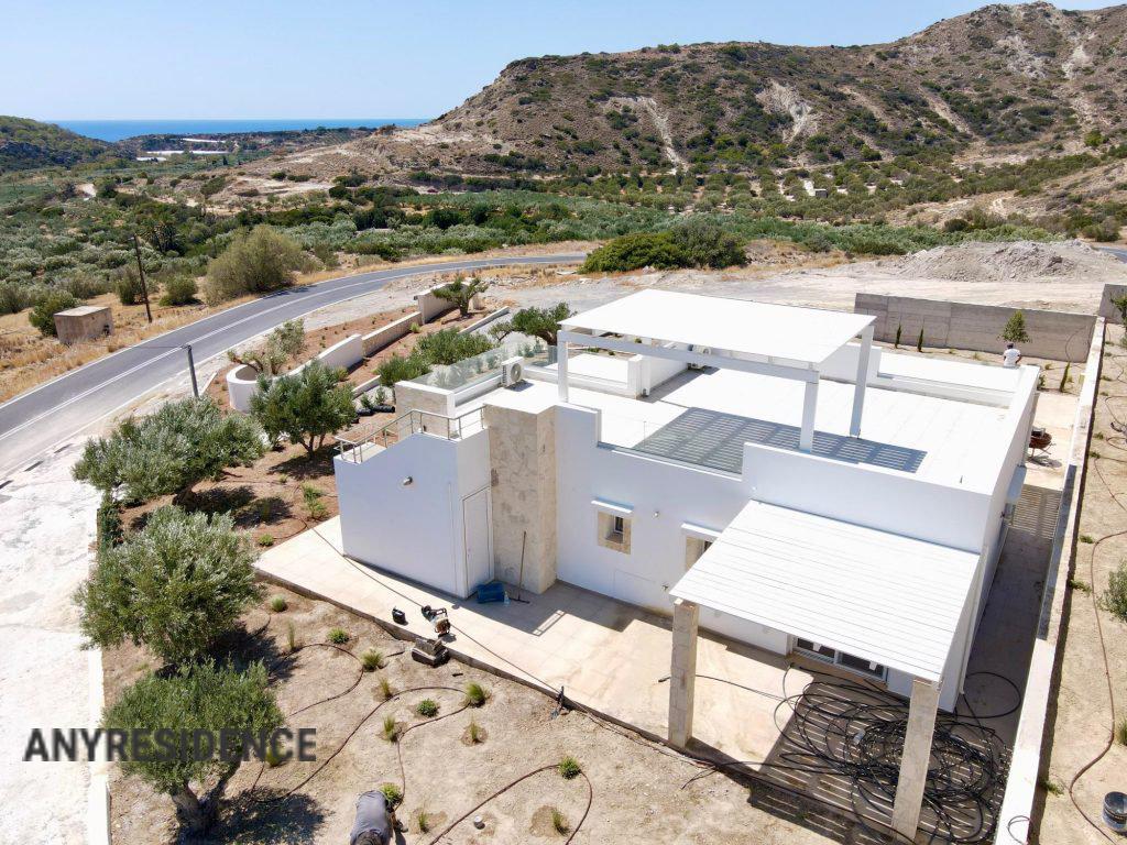 Villa in Makry Gialos, photo #1, listing #2553444