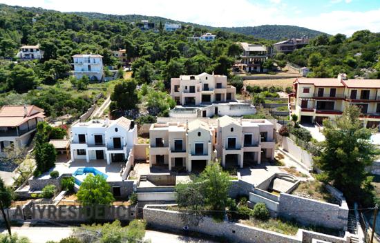 Terraced house in Peloponnese