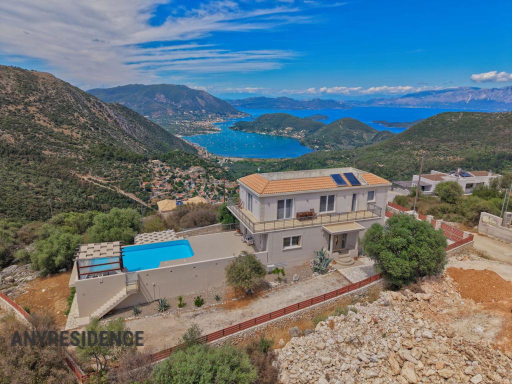 Villa in Lefkas, photo #1, listing #2535747