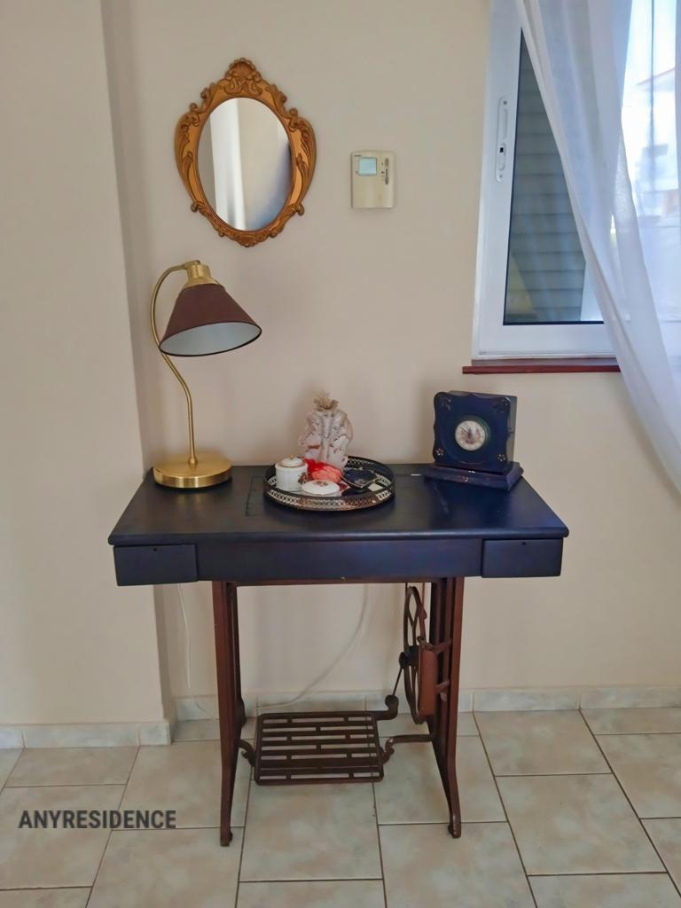 Apartment in Loutraki, photo #9, listing #2447453
