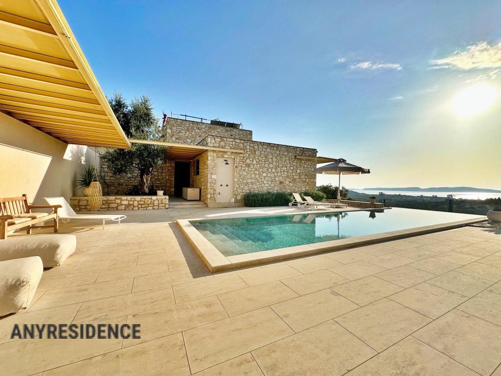Villa in Peloponnese, photo #3, listing #2334596