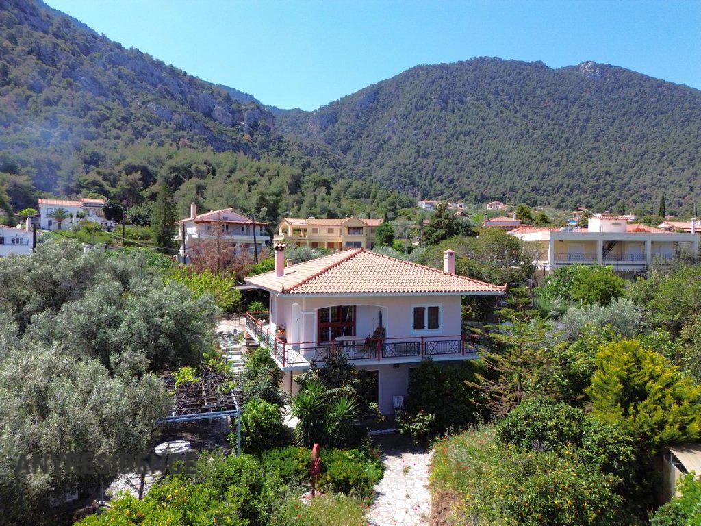 6 room villa in Peloponnese, photo #3, listing #2260181