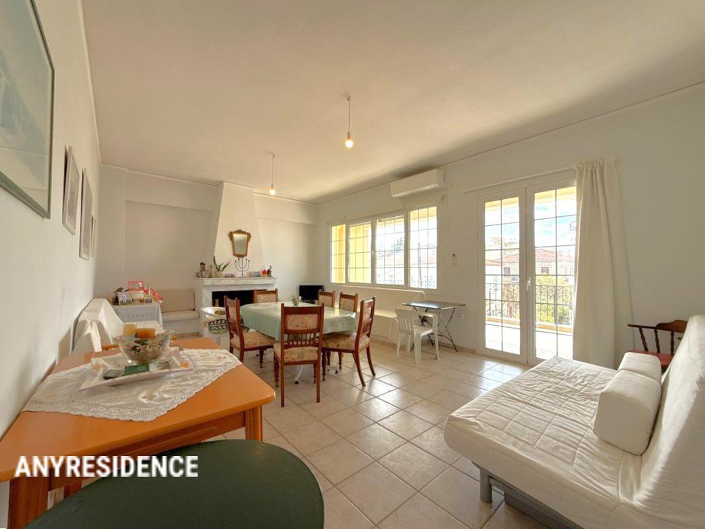 Apartment in Kyparissia, photo #4, listing #2514654