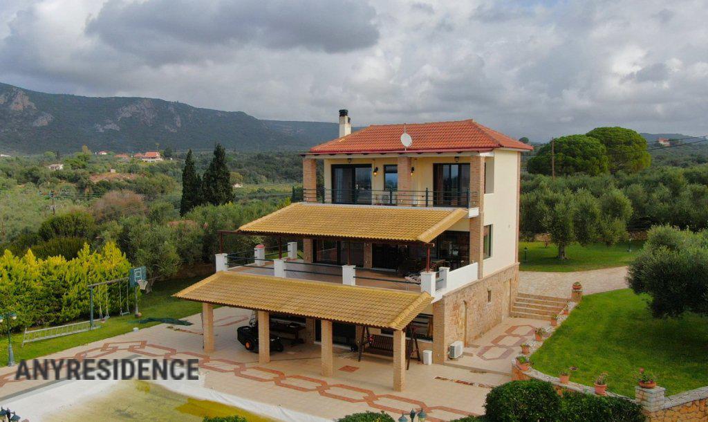 9 room villa in Peloponnese, photo #1, listing #2334069