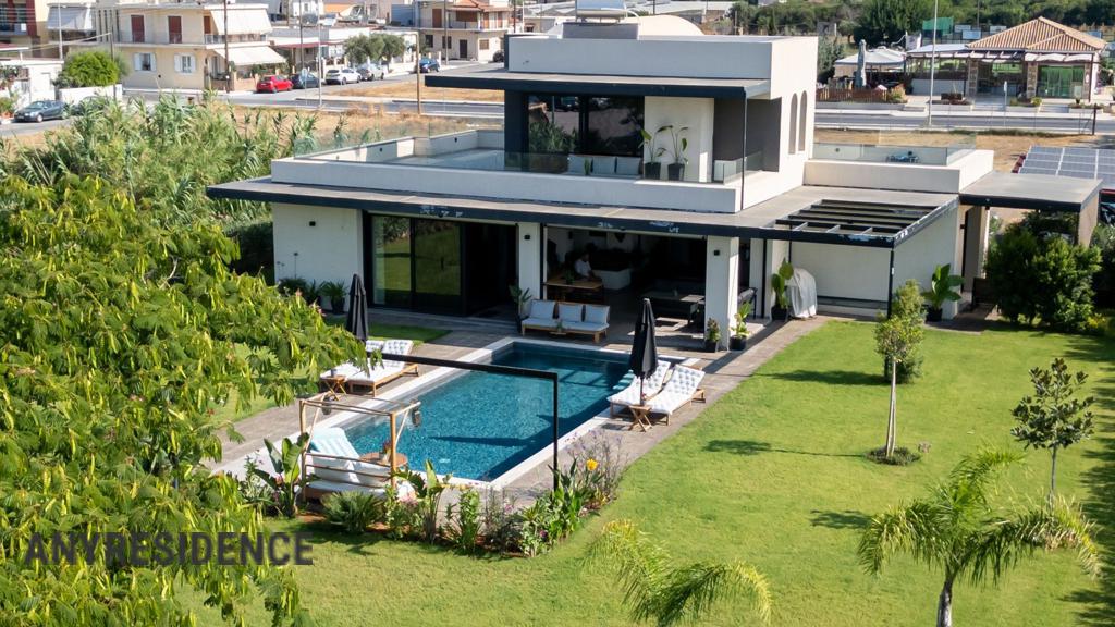 Villa in Kalamata, photo #1, listing #2553011