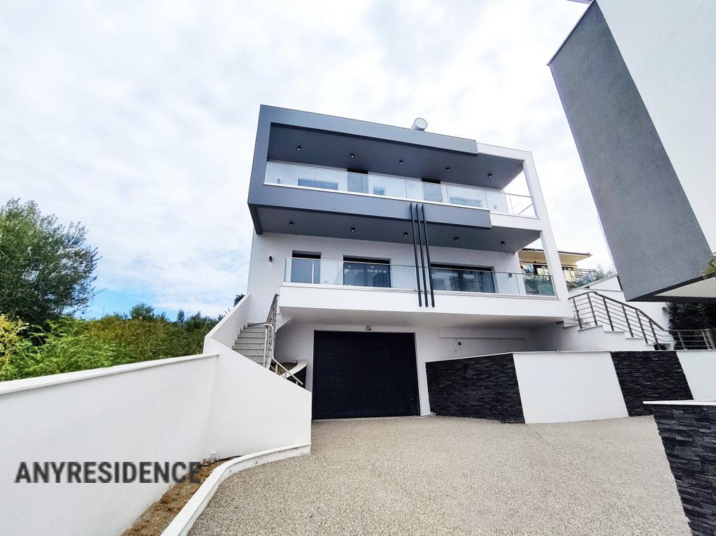 Townhome in Pallini, photo #7, listing #2246339