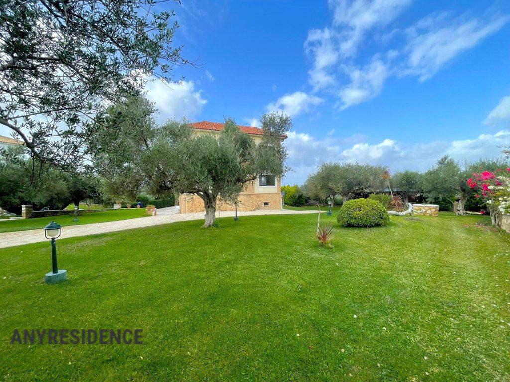 9 room villa in Peloponnese, photo #7, listing #2334069