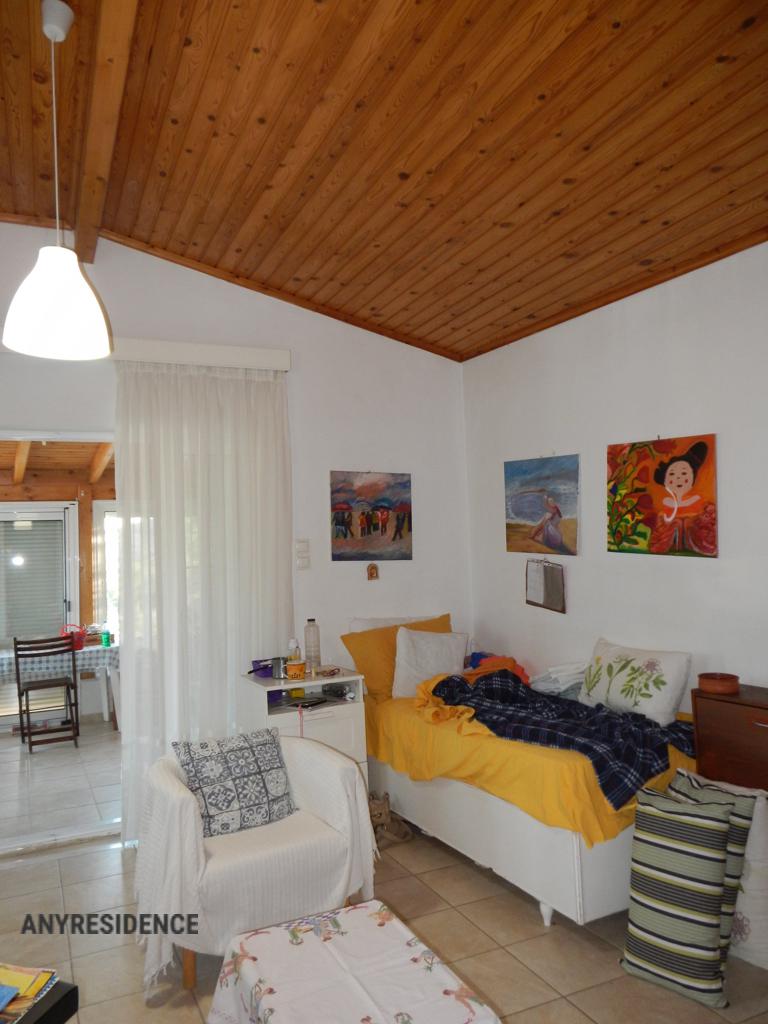 4 room chalet in Attica, photo #1, listing #2470471