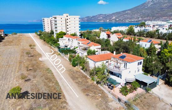 Terraced house in Loutraki