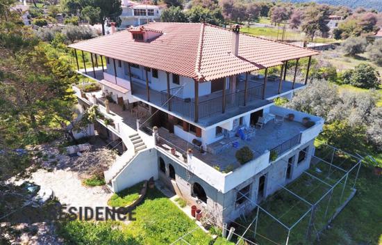 4 room villa in Loutraki