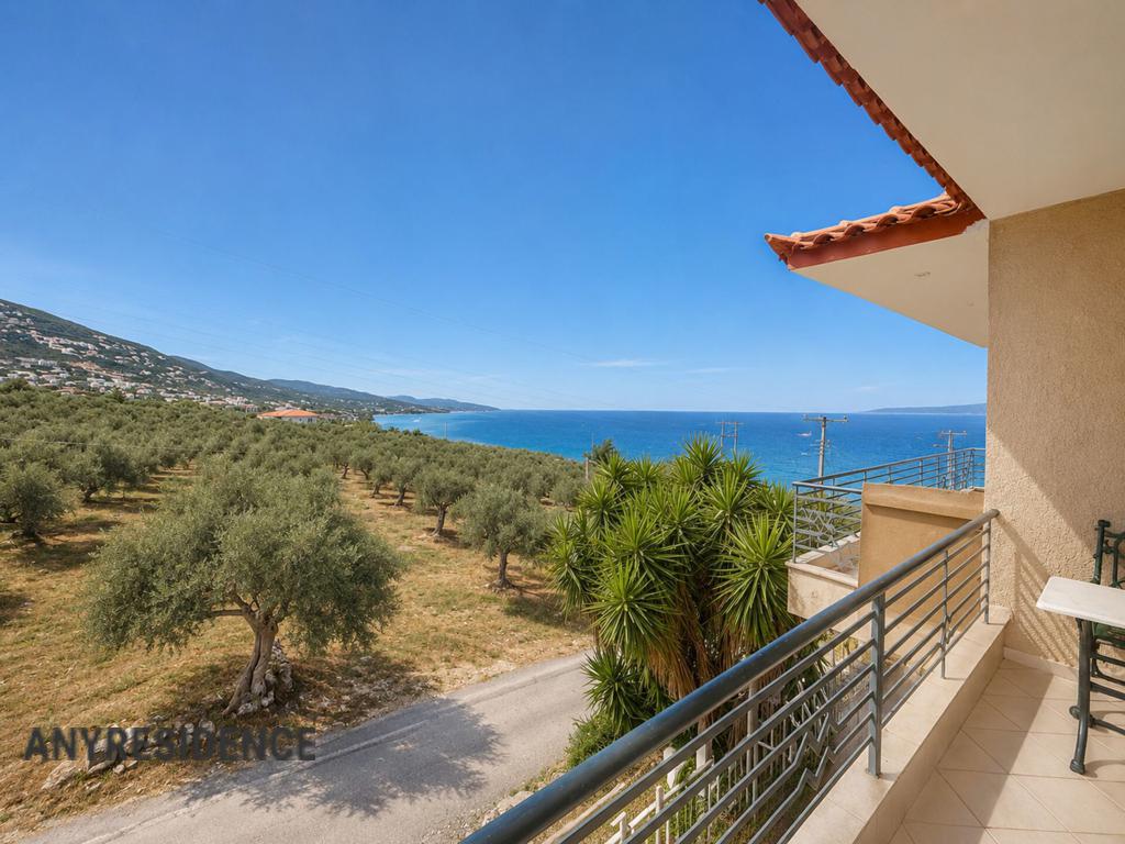 Townhome in Kalamata, photo #2, listing #2535731
