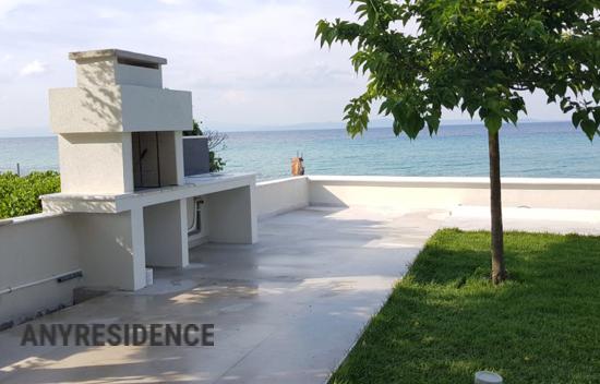 Villa in Polychrono