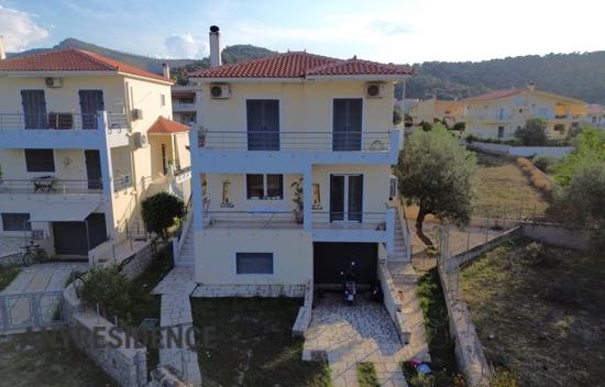 7 room townhome in Peloponnese