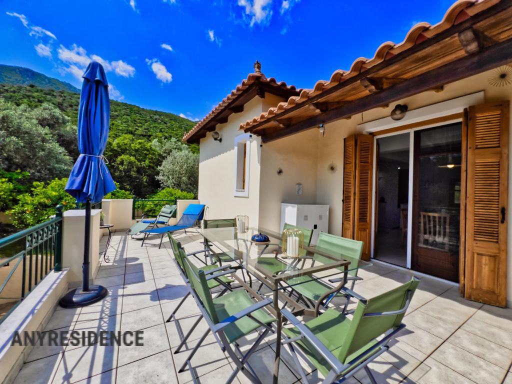4 room villa in Peloponnese, photo #2, listing #2457775