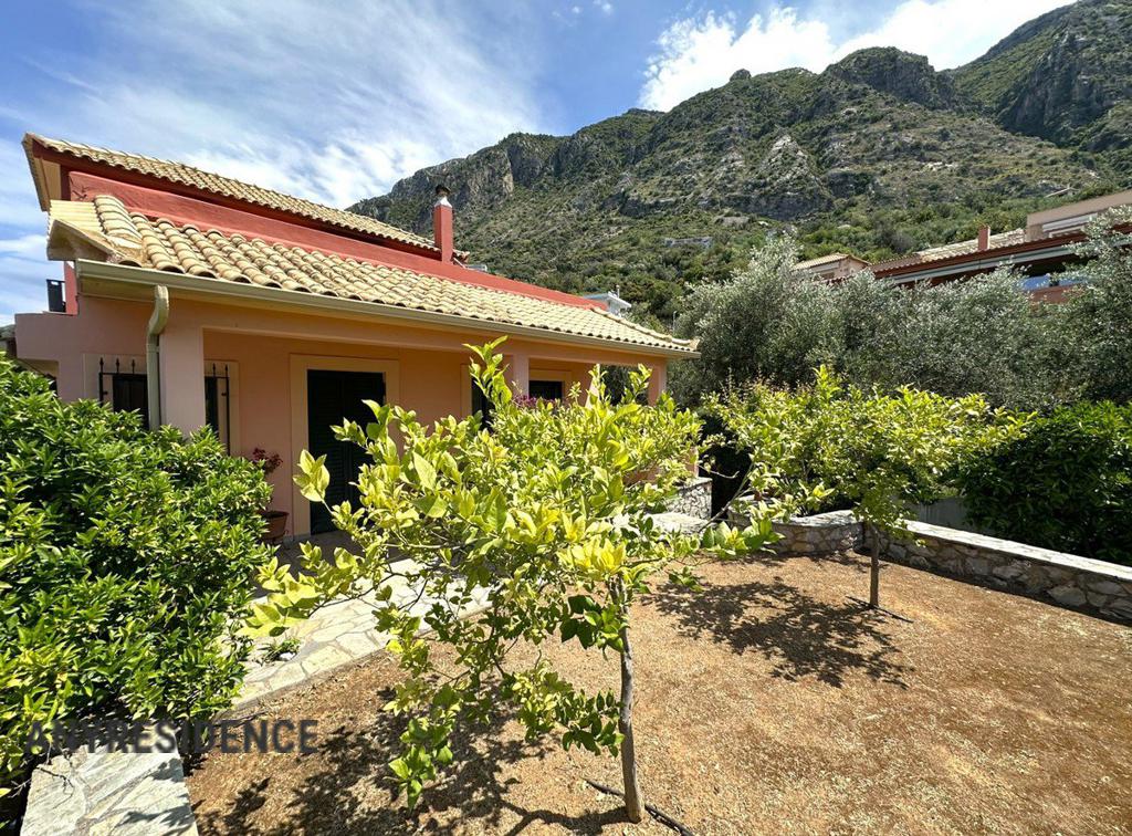 Townhome in Peloponnese, photo #3, listing #2451613
