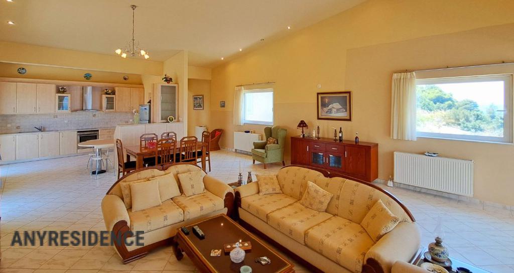 6 room villa in Theologos, photo #3, listing #2480830