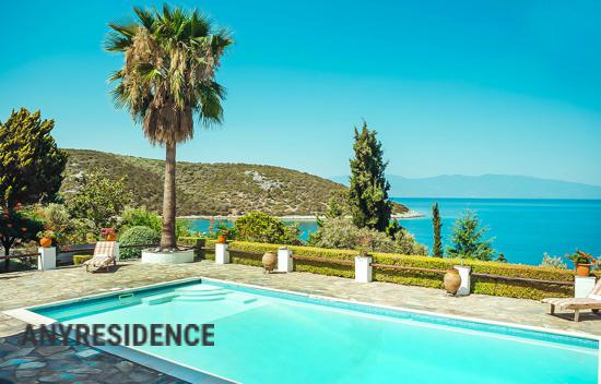 14 room villa in Amaliapolis