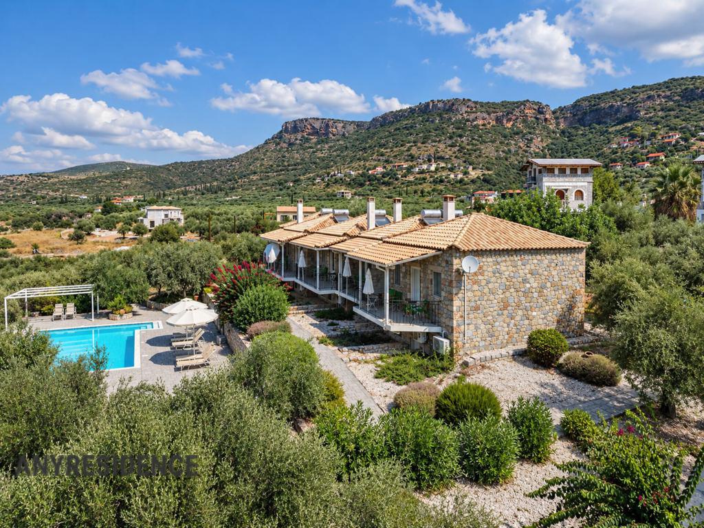 Mansion in Stoupa, photo #3, listing #2550423