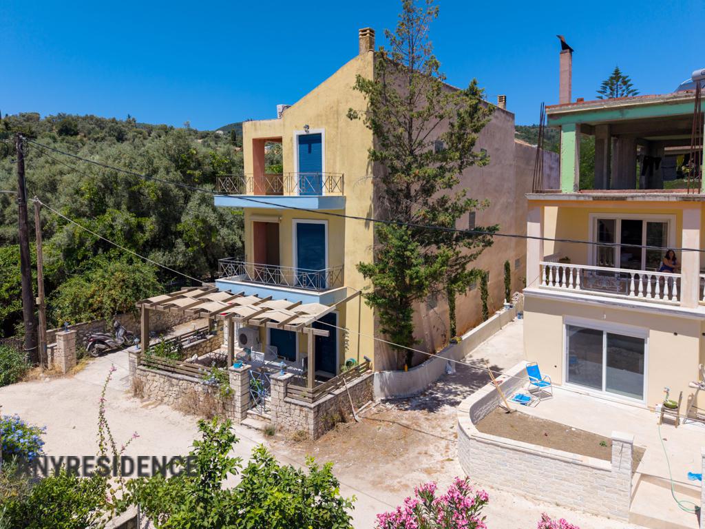 Apartment in Levkas, photo #2, listing #2538693