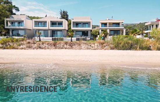 Villa in Polychrono