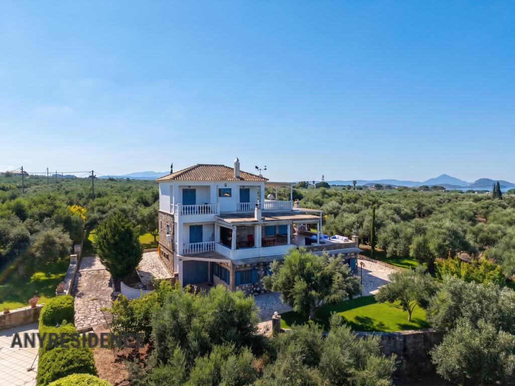 12 room villa in Peloponnese, photo #4, listing #2334052
