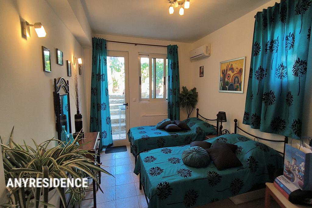 Townhome in Maleme, photo #10, listing #2467353