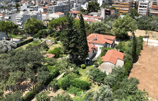 Investment land in Athens