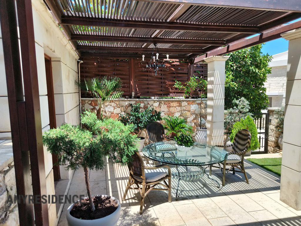 Villa in Maroulas, photo #10, listing #2388811
