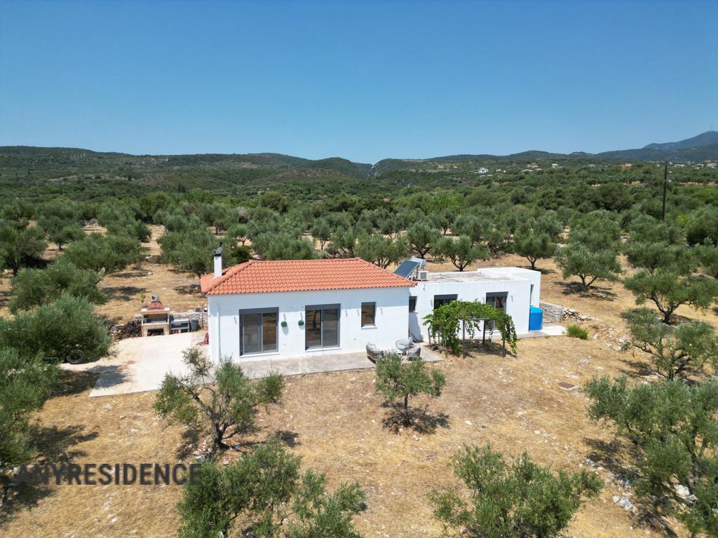 Townhome in Peloponnese, photo #2, listing #2472018