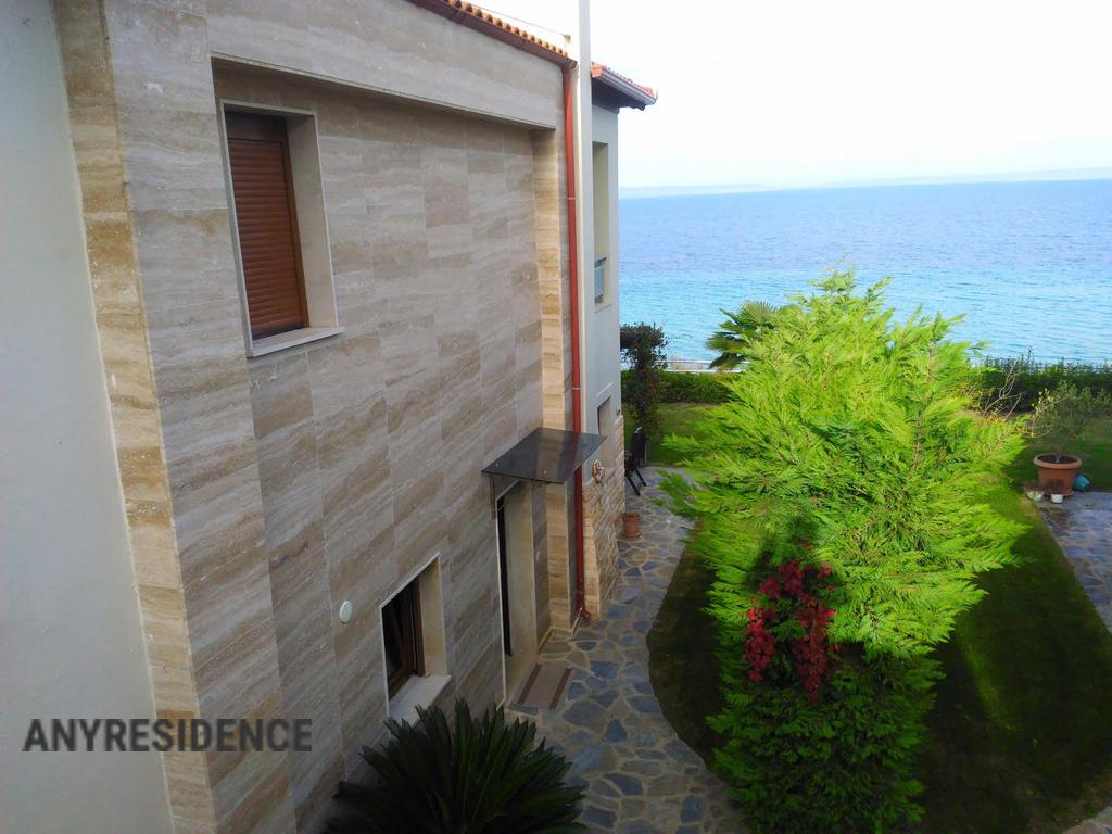 3 room villa in Kassandreia, photo #2, listing #2171082