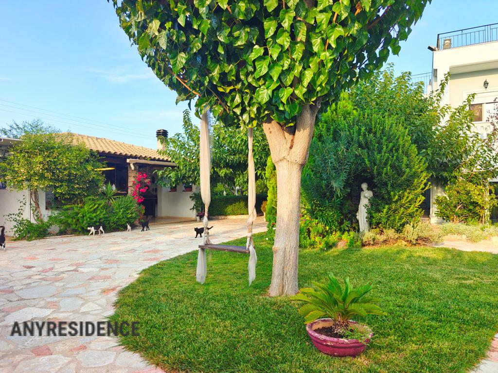 Townhome in Loutraki, photo #5, listing #2485910