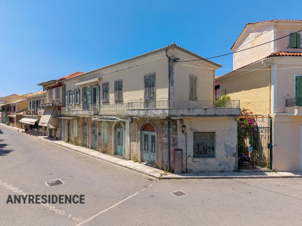 Townhome in Lefkas, photo #2, listing #2536021