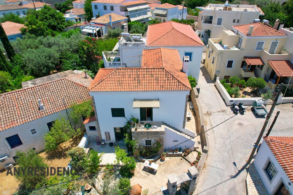 Townhome in Spetses, photo #2, listing #2541545