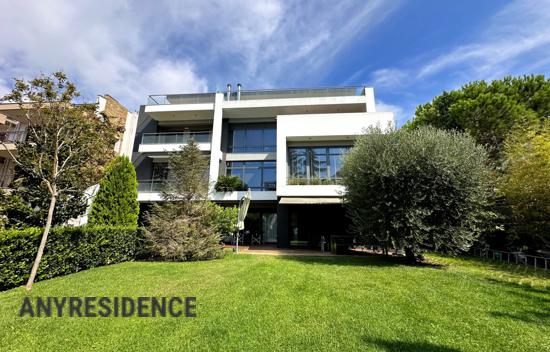 Townhome in Thermi