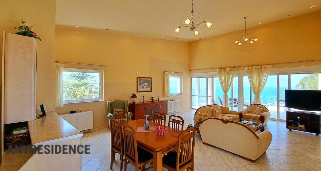6 room villa in Theologos, photo #2, listing #2480830