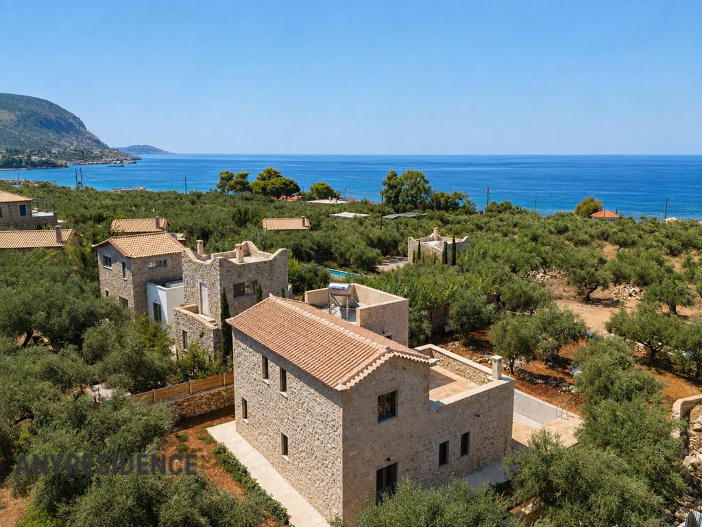Townhome in Messenia, photo #4, listing #2548555