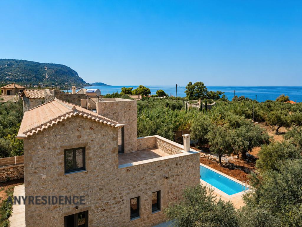 Townhome in Messenia, photo #2, listing #2548555