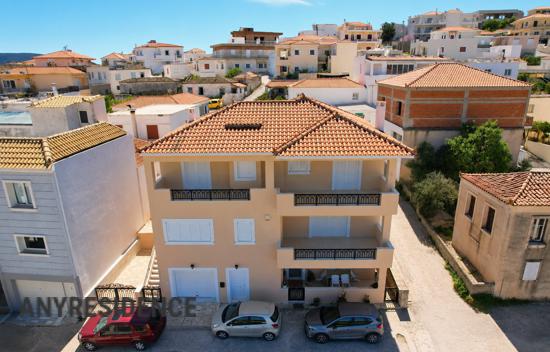 8 room townhome in Ermioni