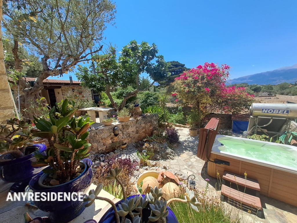 Townhome in Paleloni, photo #8, listing #2462756
