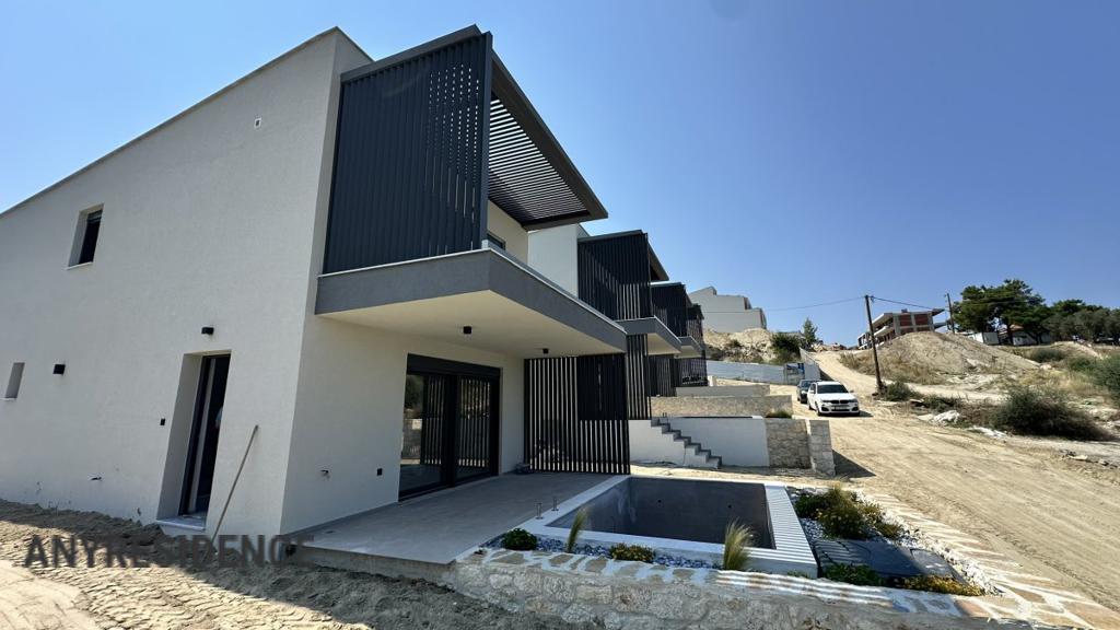 Villa in Polychrono, photo #7, listing #2468066