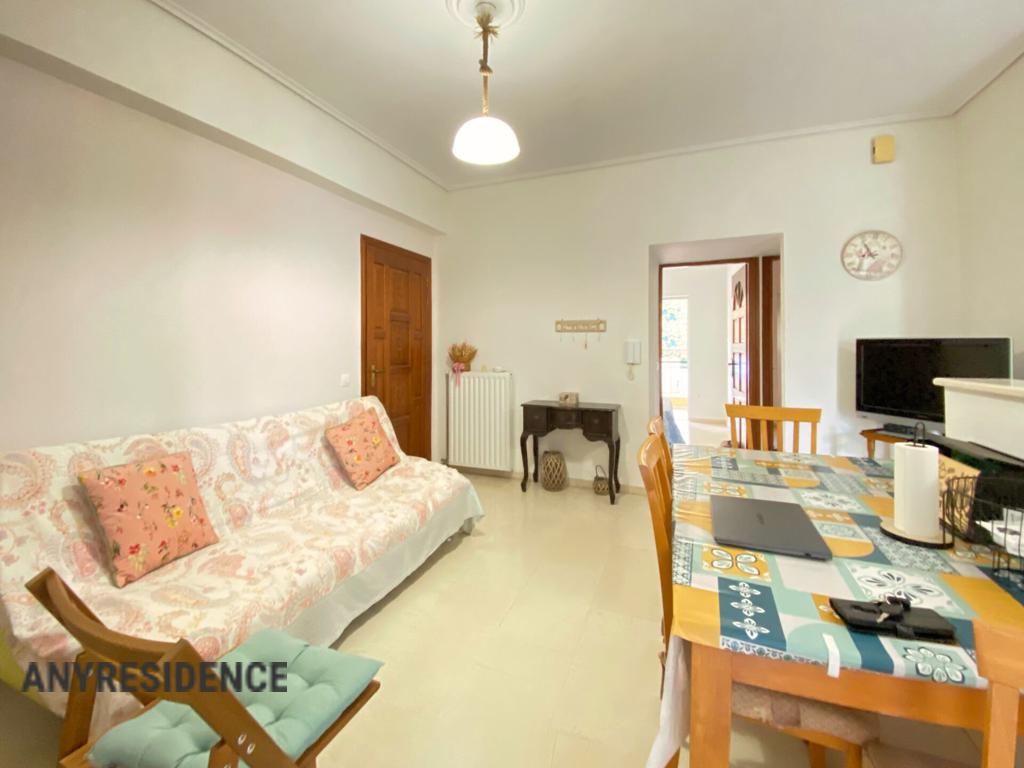 Apartment in Loutraki, photo #3, listing #2523470
